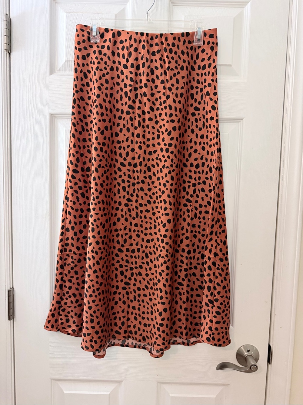 BTFBM leopard silky skirt sz L